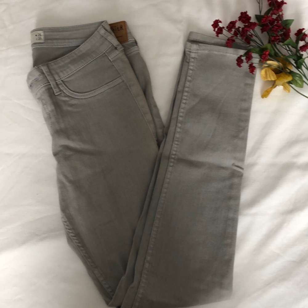 Hollister gray jeans
